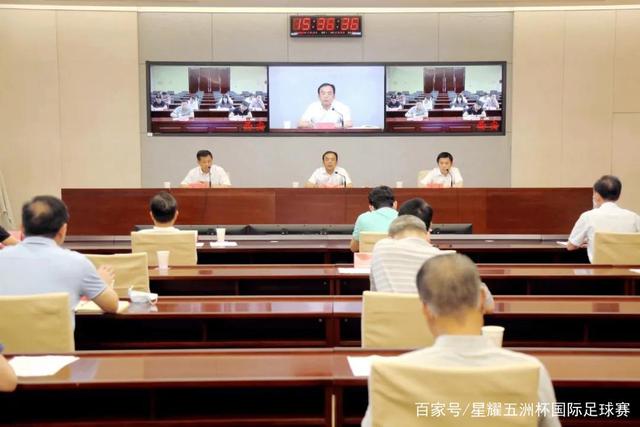 詹姆斯右臂增加奥运五环纹身 纪念奥运会金牌